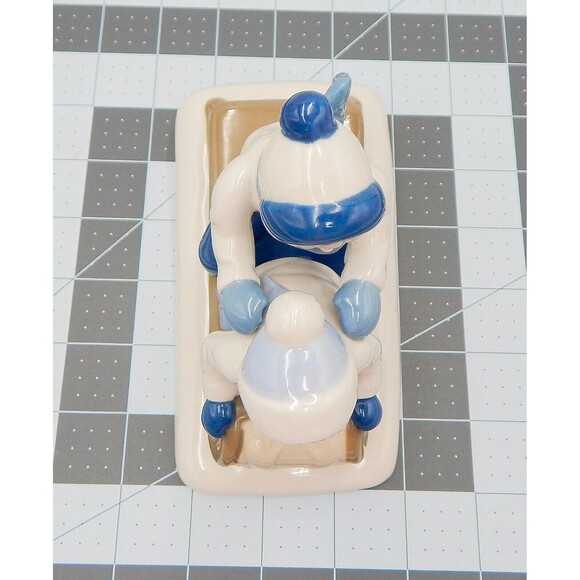 Porcelana De Cuernavaca Paul Sabastian Children Sledding Porcelain Figurine - Picture 6 of 10